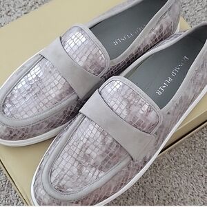 Donald Pliner  Loafers